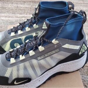 Nike ACG Blue and Gray High-Top Sneakers